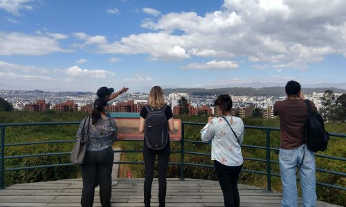 spanish-school-students-quito-culture